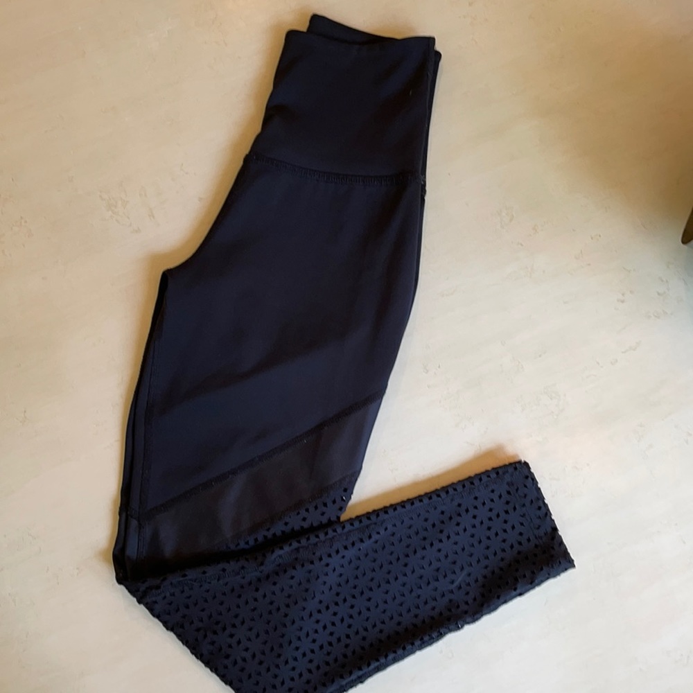 Beyond Yoga leggings, black w perforated design